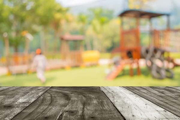 模糊的图像为背景的儿童游乐场 — 图库照片