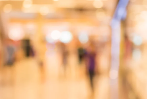 Blurred image of people walking at shopping mall , blur backgrou — Stock Photo, Image