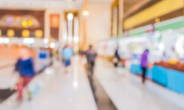 Verschwommenes Bild Von Einkaufszentrum Und Menschen Zur Hintergrundnutzung — Stockfoto