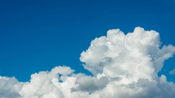 Nuvole Cumulus Bianche Nel Cielo Blu Uso Sfondo — Foto Stock