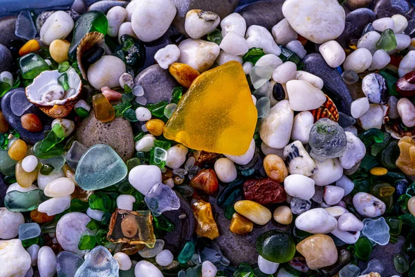 Γυαλί Και Πέτρες Που Σχηματίζονται Από Θάλασσα Υψηλής Ποιότητας Φωτογραφία — Φωτογραφία Αρχείου