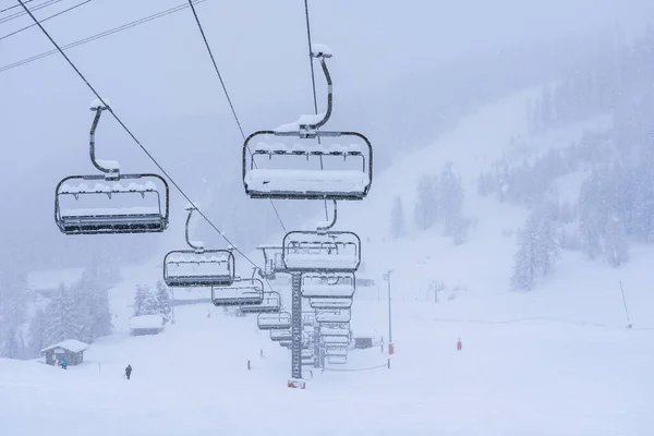 Lege Skipistes Skiliften Auron Skigebied Frankrijk Tijdens Wintervakantie Van 2020 — Stockfoto