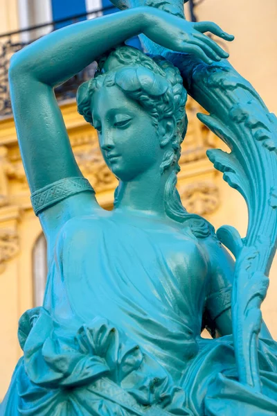 Estátua Antiga Sensual Bela Jovem Velha Cidade Francesa Foto Alta — Fotografia de Stock
