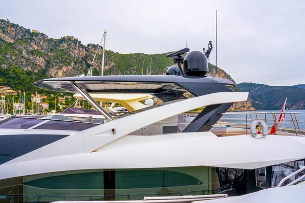 Beaulieu-sur-Mer - Frankreich: 16.05.2021 Port Harbour marina bay yachts boats, maritime Reisen Sommerurlaub. Abendliche Zeiten — Stockfoto