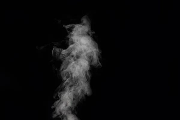 Imaginé humo sobre un fondo oscuro. Fondo abstracto, elemento de diseño, para superposición en imágenes —  Fotos de Stock