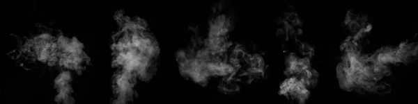 Un conjunto de cinco diferentes humos blancos, humo sobre un fondo negro para añadir a sus imágenes. Humo perfecto —  Fotos de Stock