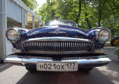 Moskova, Rusya - ö. 29 Haziran 2014: gaz-21 volga araba koleksiyonu retrofest araba şovu