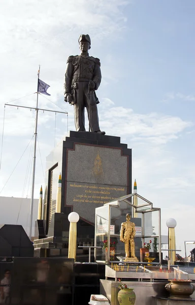 クロム ルアン jumborn khet udomsakdi のロイヤル タイ艦隊 prinze の提督の記念碑 — ストック写真