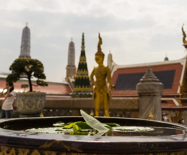 O grande palácio real e Templo da Esmeralda Buda em Banguecoque, Tailândia — Fotografia de Stock