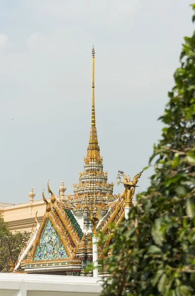 宏伟的皇家宫殿和寺庙玉佛寺在泰国曼谷举行 — 图库照片