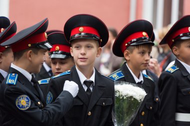 Moskova, Rusya - 1 Eylül 2015: Parade 1 Eylül ilk Moskova Cadet Kolordu