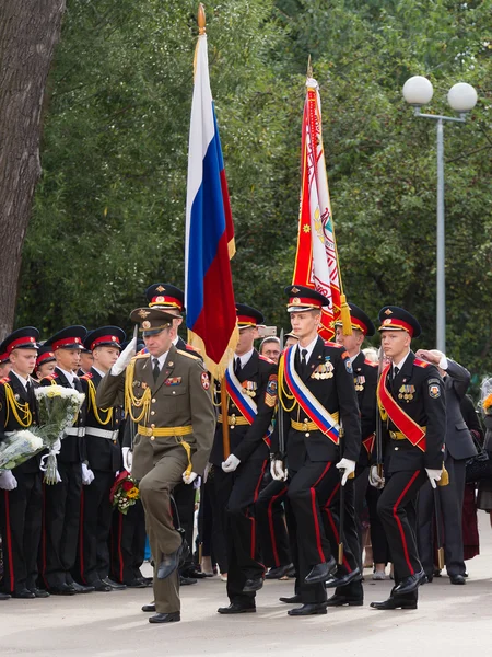 Mosca, Russia - 1 settembre 2015: Sfilata il 1 settembre nel Primo Corpo dei Cadetti di Mosca — Foto Stock