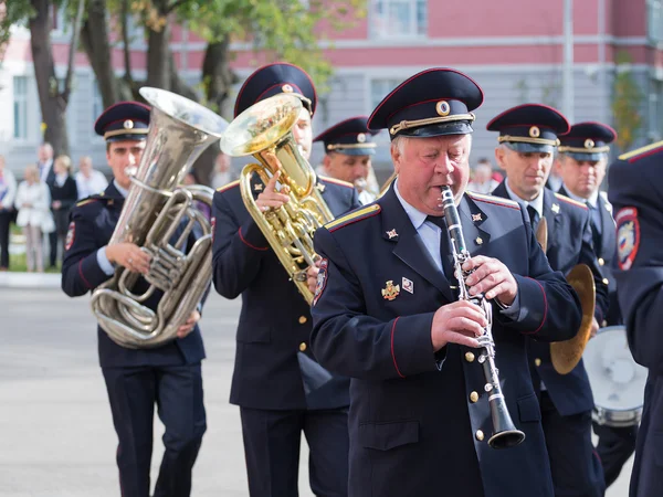 Moscow, Rusland - 1 September 2015: Parade op 1 September in het eerste Moskou Cadet Corps — Stockfoto