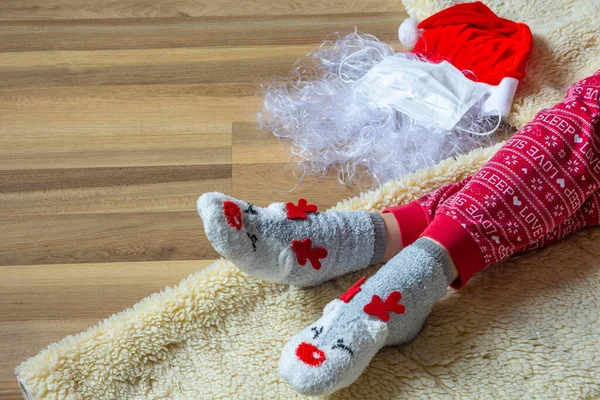 Chapeau Père Noël Mitaines Barbe Avec Masque Médical Sur Fond — Photo