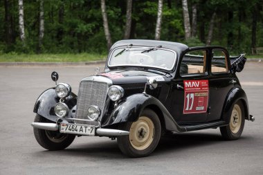 Minsk, Belarus, 11.06.2017. Siyah MercedesBenz170DS koleksiyonu.