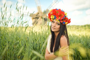 Sahada Ukraynalı kız