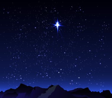 Dağlar büyük bir yıldız ile arka plan yıldızlı gece gökyüzünde