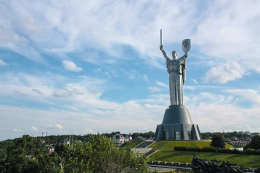 Kyiv 'deki İkinci Dünya Savaşı anıtı