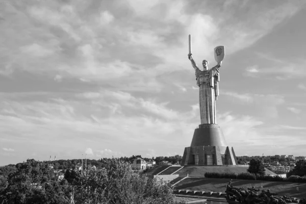Berömda Motherland Monument Kiev Ukraina — Stockfoto