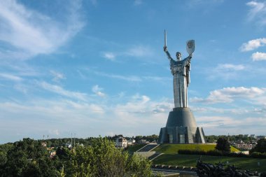 Ukrayna, Kyiv 'deki ünlü Anavatan Anıtı