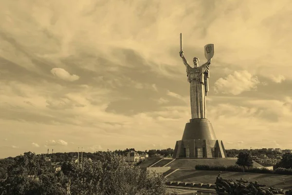 Berömda Motherland Monument Kiev Ukraina — Stockfoto