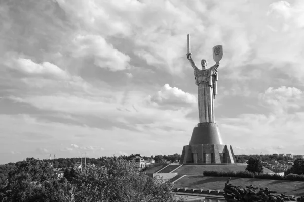 Berömda Motherland Monument Kiev Ukraina — Stockfoto