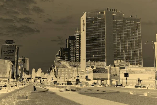 キエフの街や建物や建築物の負のイメージ効果 — ストック写真