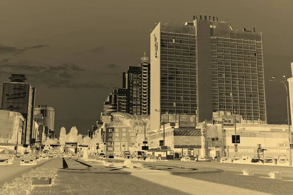  Kiev 'in sokaklarının, binalarının ve mimarisinin olumsuz imajı