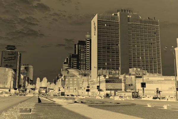  Kiev 'in sokaklarının, binalarının ve mimarisinin olumsuz imajı