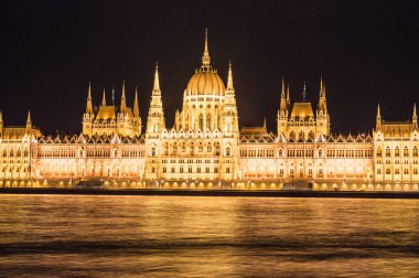 Budapeşte, Macaristan - 20 Mayıs 2013: Budapeşte Parlamento Binası