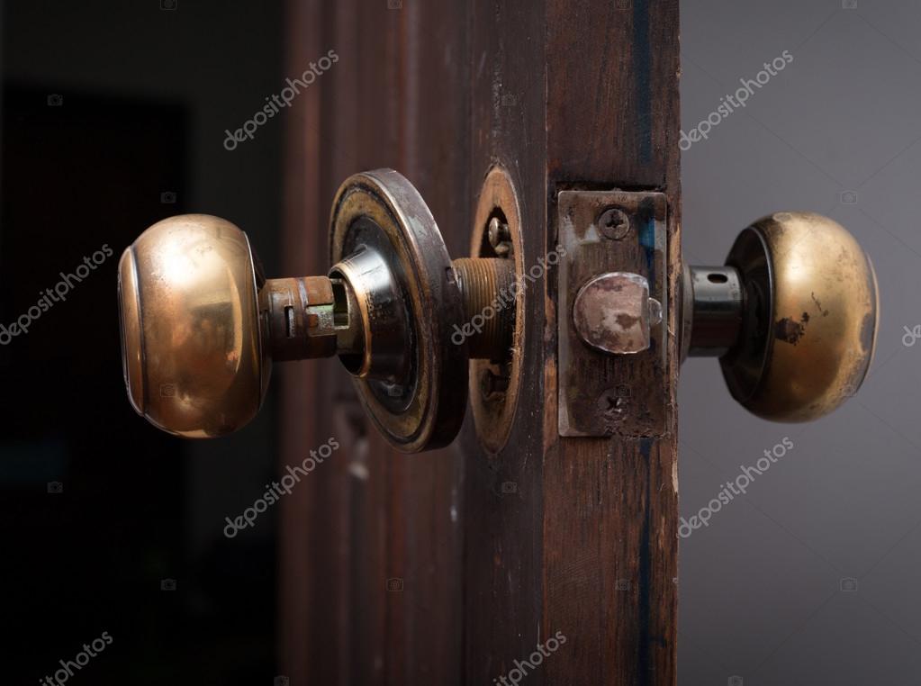 Pics Door Knobs Broken Door Knob Stock Photo C Tatchaihot