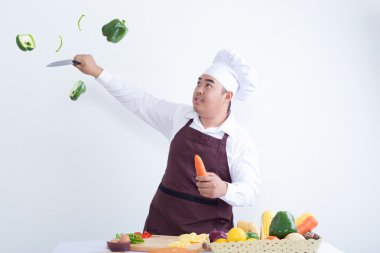 Şef kesme taze sebze havada