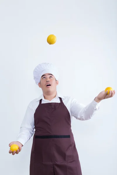 Chef juega con el concepto de comida —  Fotos de Stock