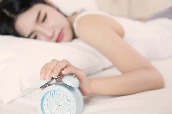 Young woman sleeping on bed f — Stock Photo, Image