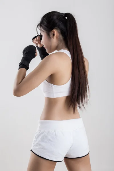 Boxe femme - fond blanc — Photo