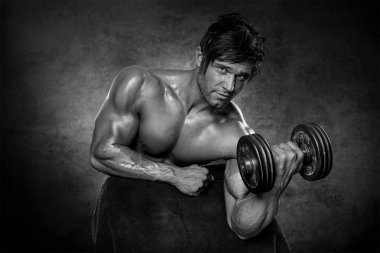 spor olarak kas seksi delikanlı çalışma