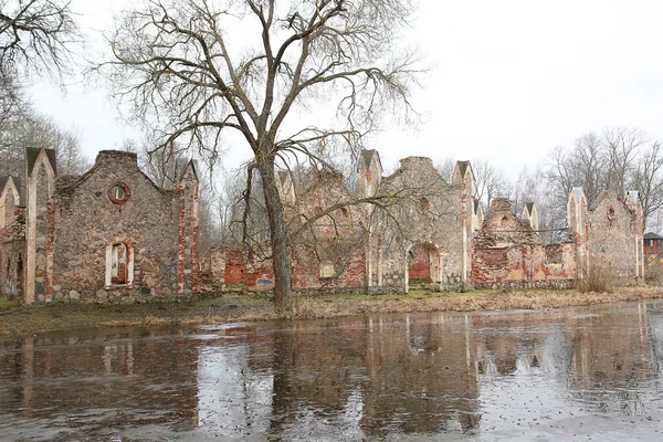 Altes Herrenhaus aus dem 19. Jahrhundert — Stockfoto