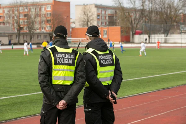 Kommunal Polisen Daugavpils hålla ordning — Stockfoto