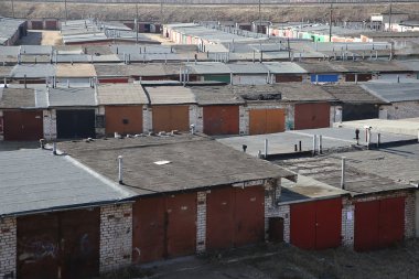 garajlar çatılar üst