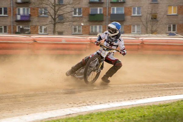 Speedway riders on the track — Stock Photo, Image