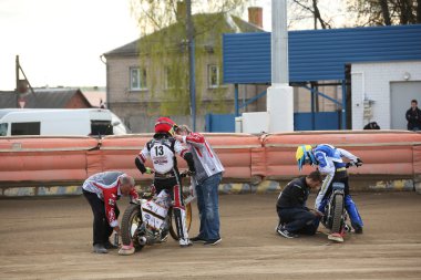 Mekaniği motosiklet hazırlamak