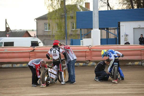 Mekaniği motosiklet hazırlamak