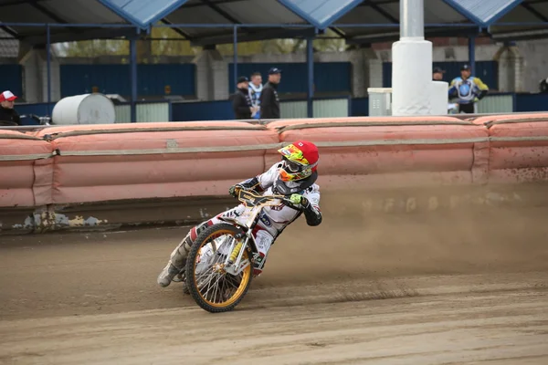 Speedway riders on the track — Stock Photo, Image