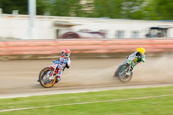 Speedway lovas, a pályán — Stock Fotó