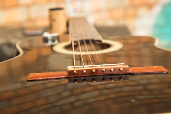 Chitarra acustica primo piano — Foto Stock