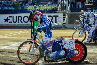 Maksim Bogdanov hazırlamak fo Başlat