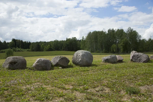 Wiersz z kamieni granitu — Zdjęcie stockowe