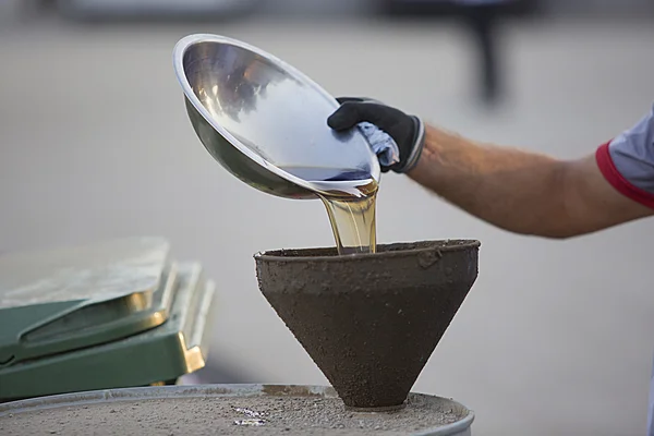 Olio motore usato fusione meccanica — Foto Stock