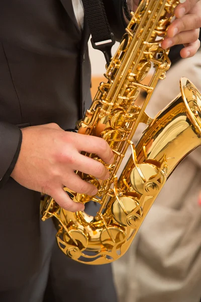 Playing the saxophone — Stock Photo, Image