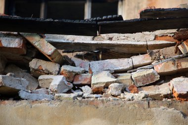 kırık kırık Duvar tuğla yaptı